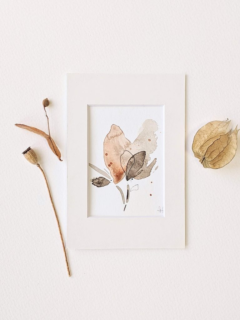 abstract bloem aquarel bruin oranje kleuren in passepartout