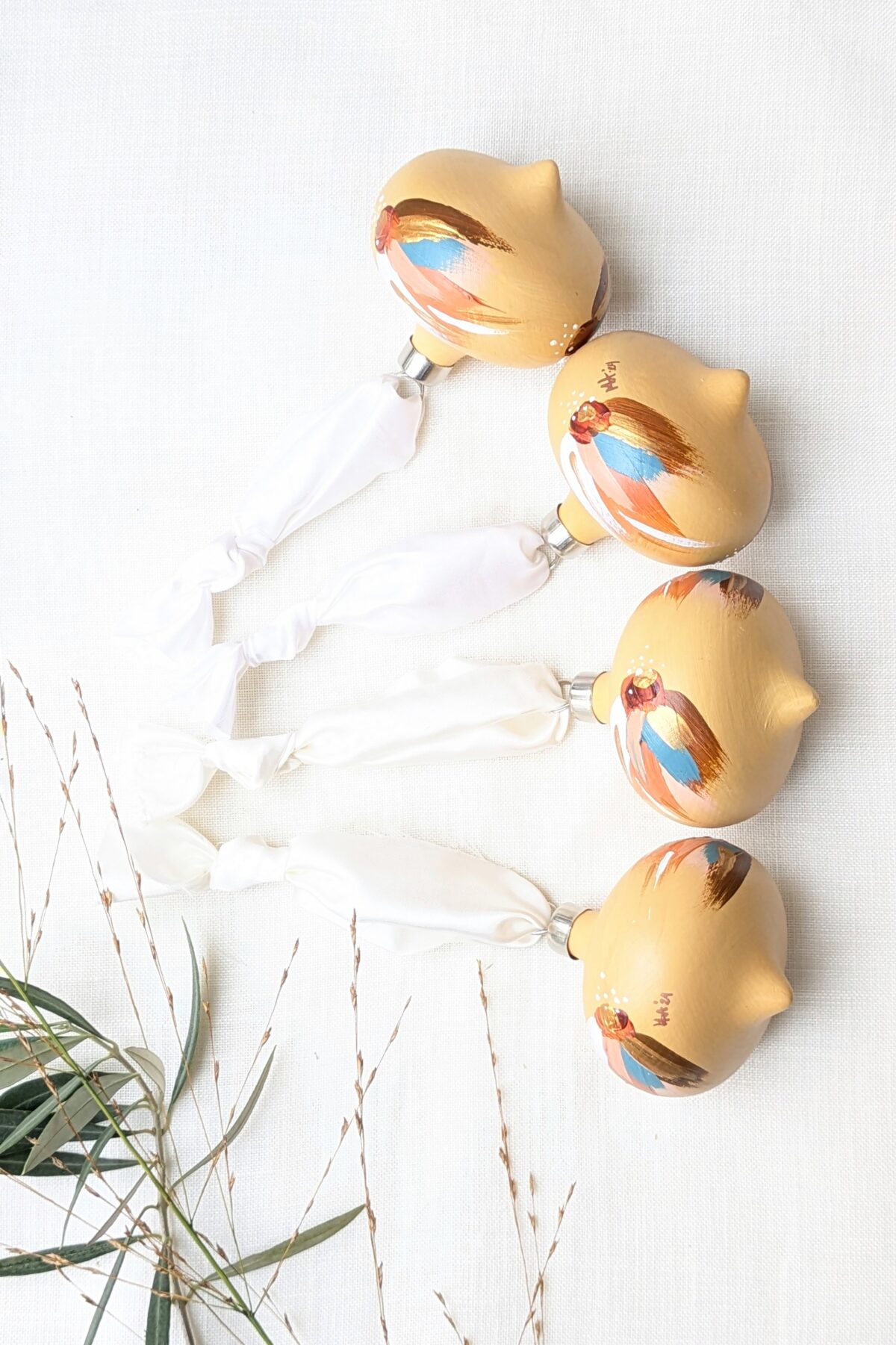 Okergeel kerst ornament Joya kerstboomhanger